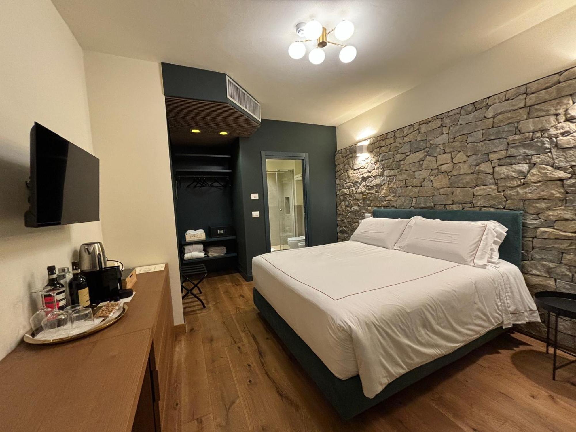 Garesio Wine Resort Serralunga d'Alba Eksteriør billede